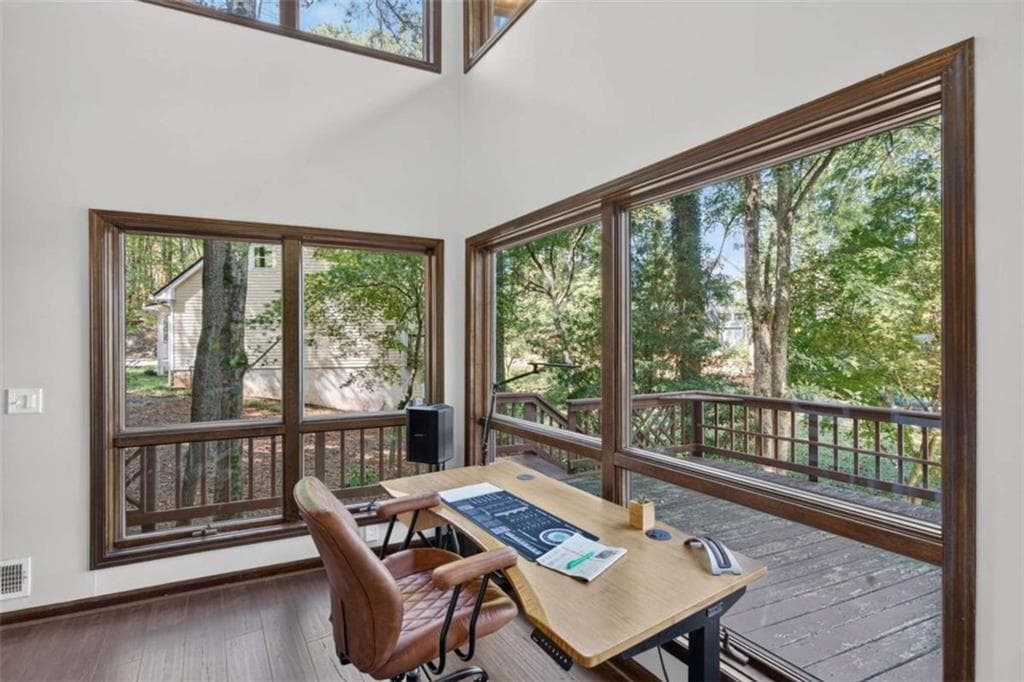 4 bedroom, 4 bathroom, 3,232 sq ft single family residence for sale at 9020 Lakeview Parkway, Villa Rica, GA 30180 — photo 10
