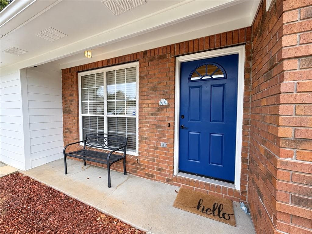 3 bedroom, 3 bathroom, 1,391 sq ft single family residence for sale at 6 Shallowford Court, Rome, GA 30165 — photo 2