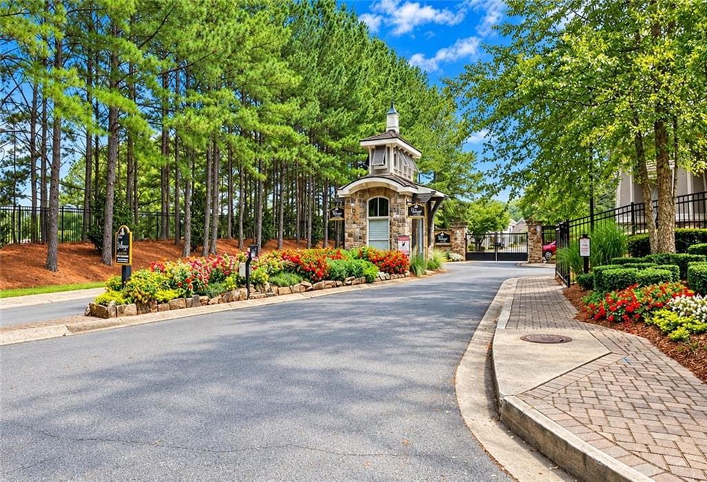 3 bedroom, 3 bathroom, 1,817 sq ft single family residence for rent at 727 Stickley Oak Way, Woodstock, GA 30189 for $2,800 a month — photo 3