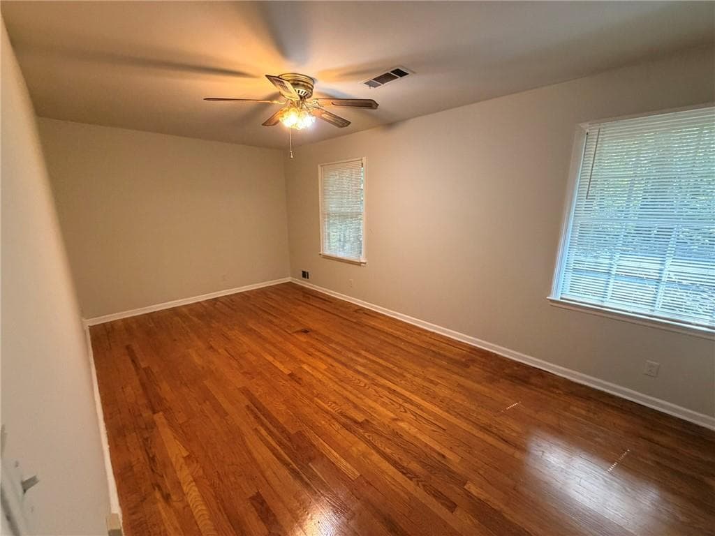 4 bedroom, 3 bathroom, 2,130 sq ft single family residence for rent at 2878 Pine Valley Circle, East Point, GA 30344 for $2,000 a month — photo 10