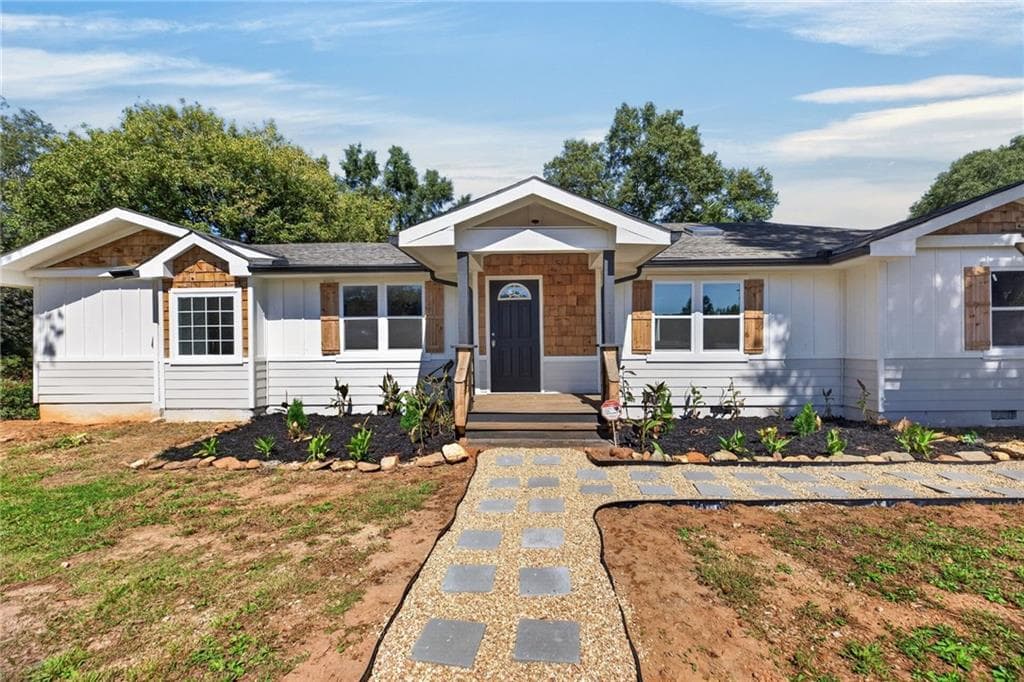 3 bedroom, 2 bathroom, 1,652 sq ft single family residence for sale at 813 Bowdon Tyus Road, Bowdon, GA 30108 — photo 3