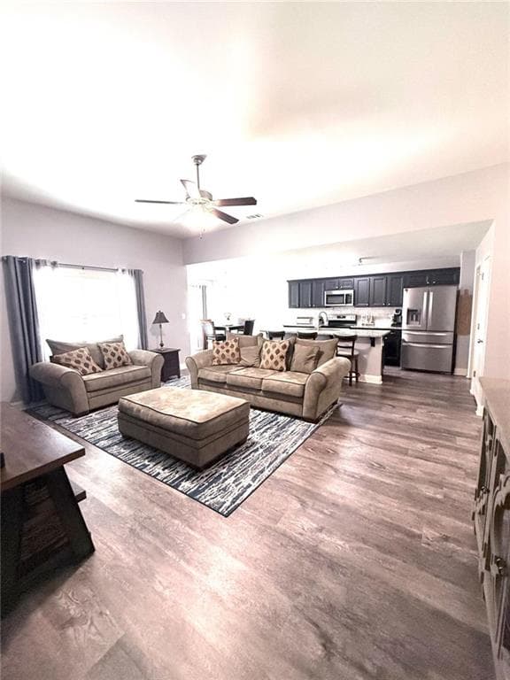 3 bedroom, 2 bathroom, 1,680 sq ft single family residence for sale at 117 Milford Circle, Perry, GA 31069 — photo 3