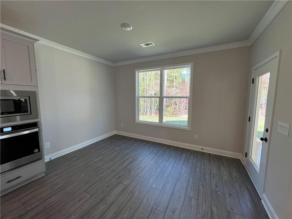 4 bedroom, 3 bathroom, 2,433 sq ft single family residence for rent at 3586 Cavell Court, Auburn, GA 30011 for $2,600 a month — photo 5