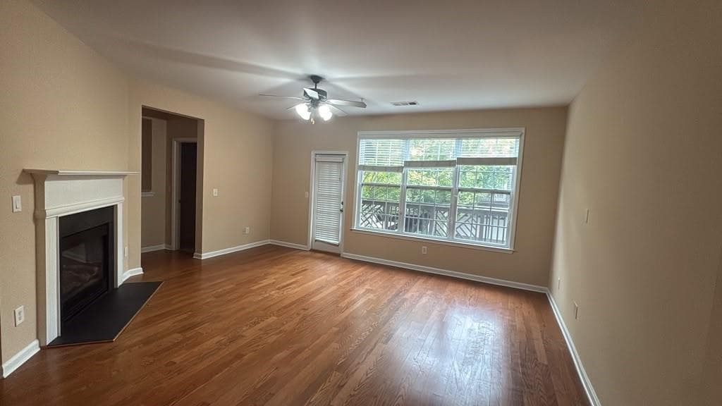 4 bedroom, 4 bathroom, 2,448 sq ft townhouse for rent at 11312 Musette Circle, Alpharetta, GA 30009 for $3,000 a month — photo 4