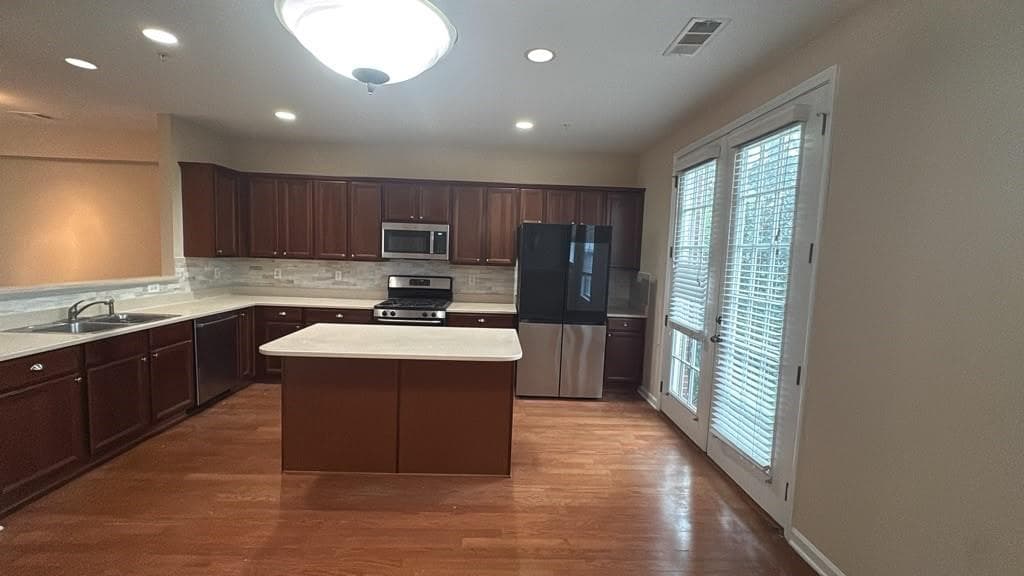 4 bedroom, 4 bathroom, 2,448 sq ft townhouse for rent at 11312 Musette Circle, Alpharetta, GA 30009 for $3,000 a month — photo 8