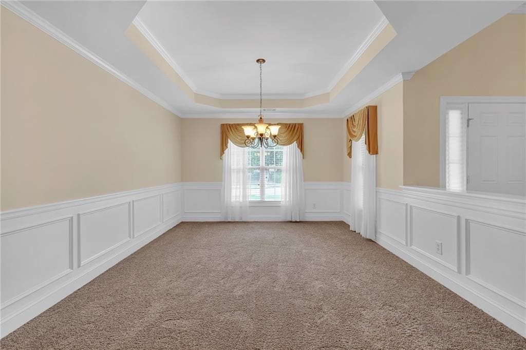 4 bedroom, 3 bathroom, 3,024 sq ft single family residence for sale at 2055 Hickory Station Circle, Snellville, GA 30078 — photo 9