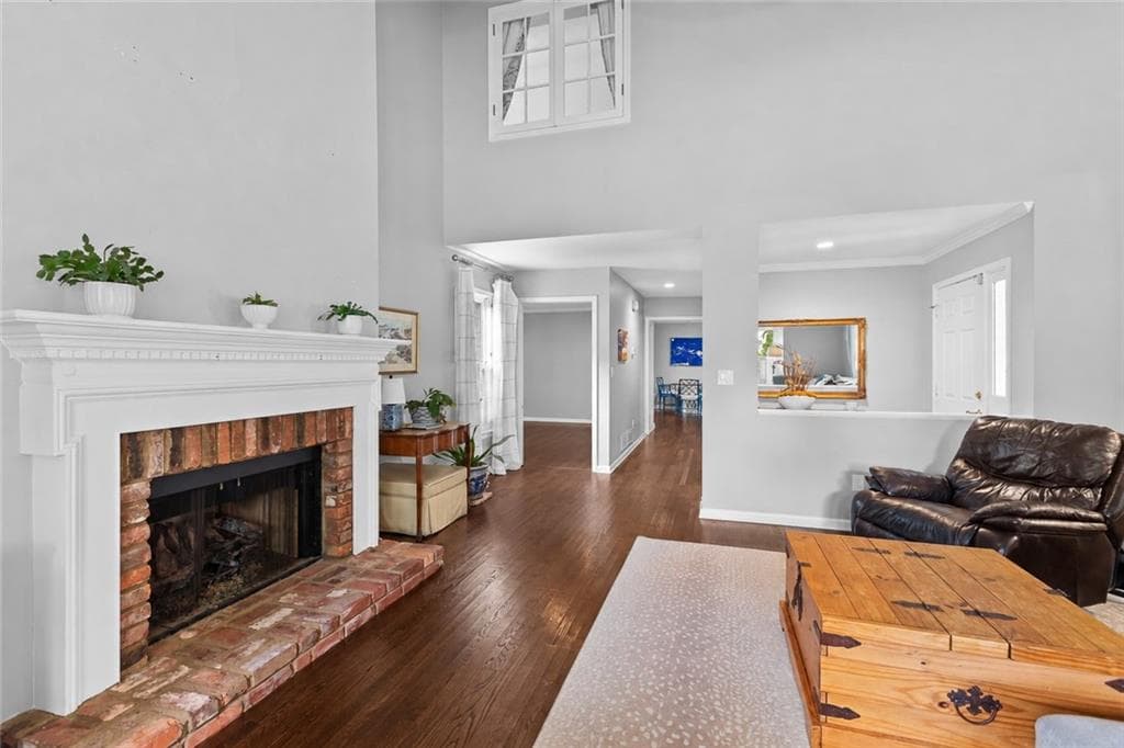 3 bedroom, 3 bathroom, 2,212 sq ft single family residence for sale at 1055 Club Place, Atlanta, GA 30319 — photo 9