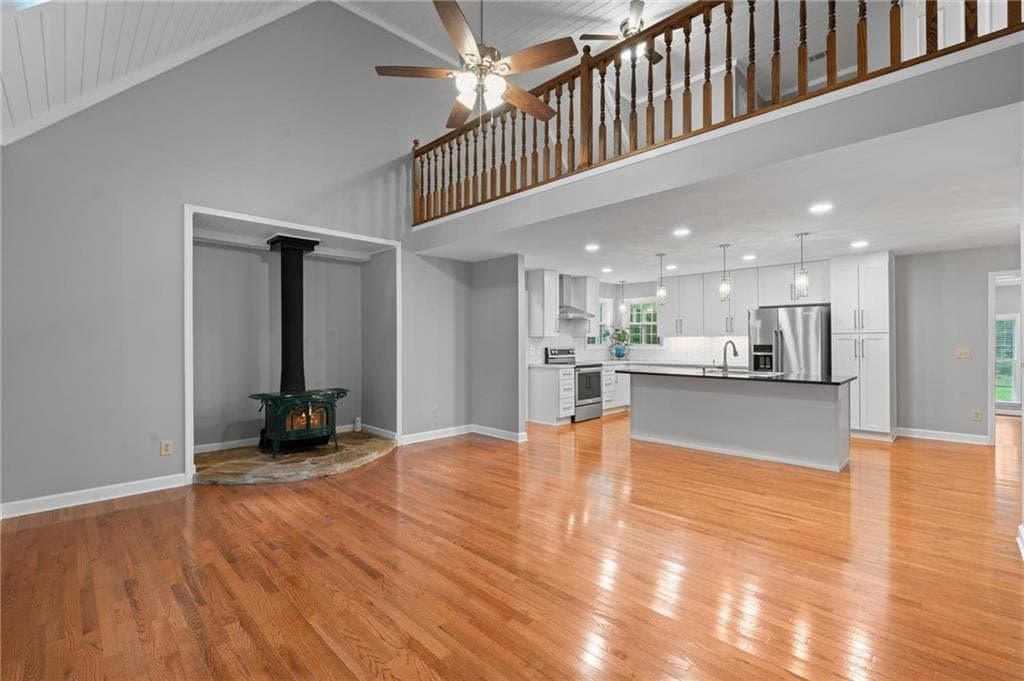 4 bedroom, 3 bathroom, 2,512 sq ft single family residence for sale at 121 Katy Lake Road, Jackson, GA 30233 — photo 3
