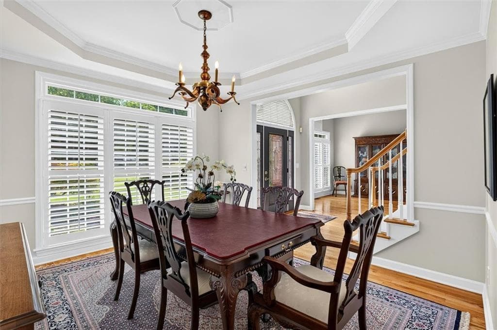 4 bedroom, 4 bathroom, 4,462 sq ft single family residence for sale at 4850 Grandview Trace, Roswell, GA 30075 — photo 8