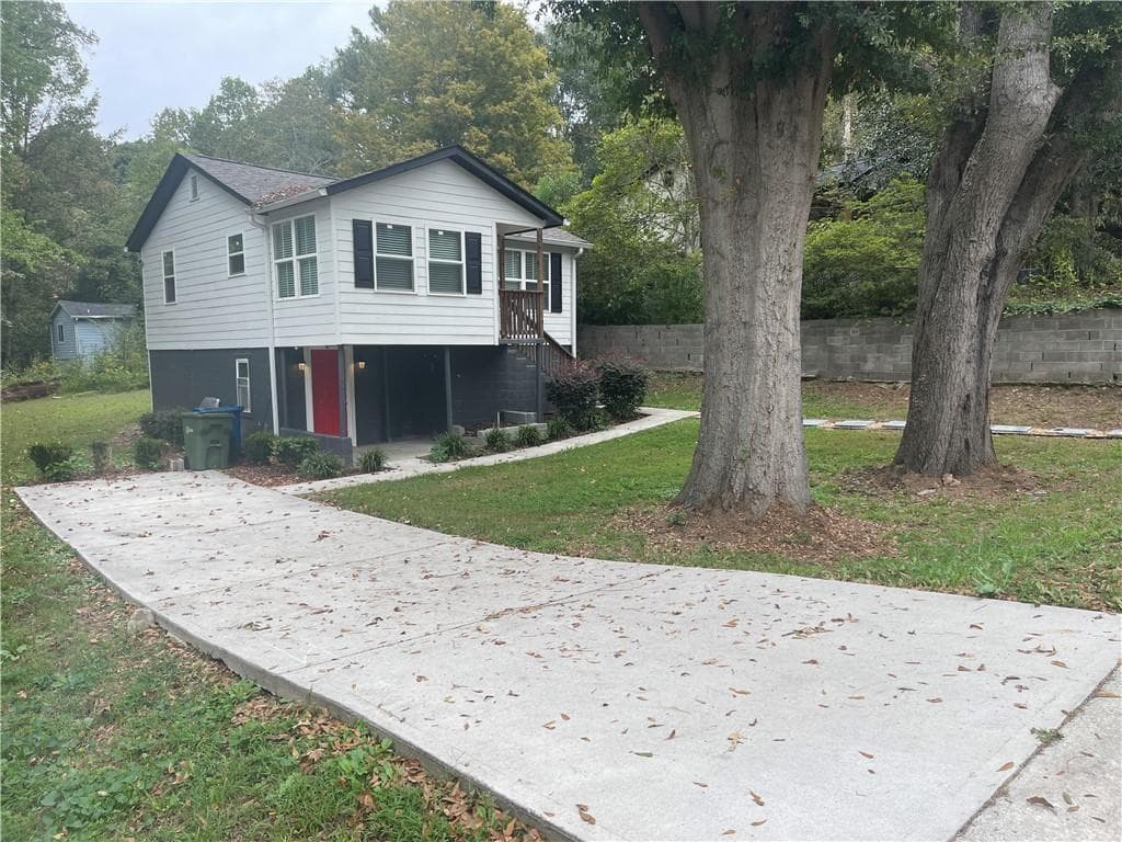 3 bedroom, 2 bathroom, 784 sq ft single family residence for rent at 2343 Carver Drive, Atlanta, GA 30314 for $1,950 a month — photo 1 of 26