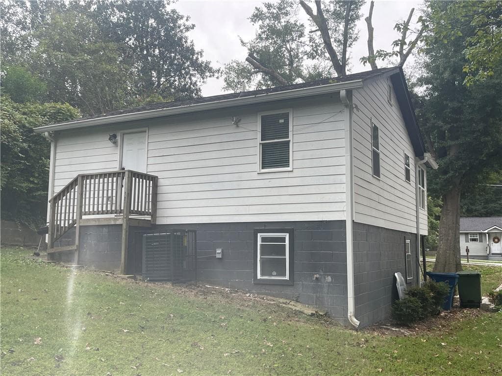 3 bedroom, 2 bathroom, 784 sq ft single family residence for rent at 2343 Carver Drive, Atlanta, GA 30314 for $1,950 a month — photo 4