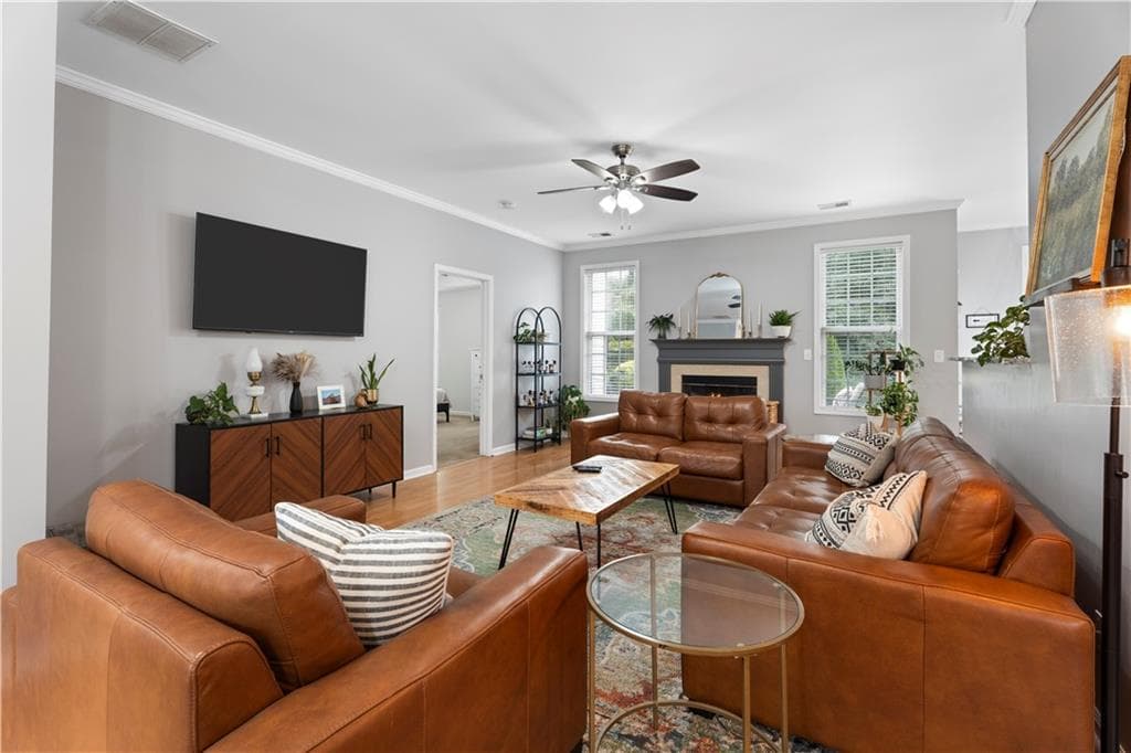 3 bedroom, 2 bathroom, 1,529 sq ft single family residence for sale at 10 Chemin Place, Sharpsburg, GA 30277 — photo 6