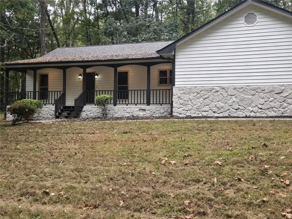 3 bedroom, 2 bathroom, 2,174 sq ft single family residence for rent at 5350 Hearn Road, Ellenwood, GA 30294 for $2,200 a month — photo 1 of 18