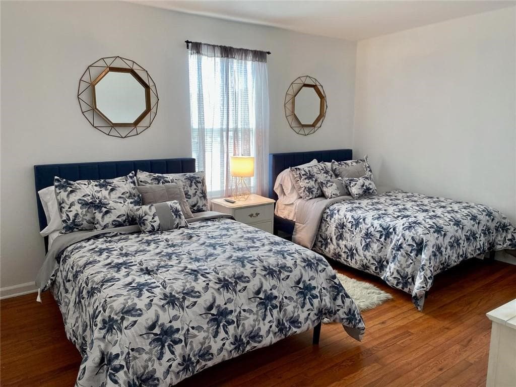3 bedroom, 2 bathroom, 1,425 sq ft single family residence for sale at 652 North Avenue, Forest Park, GA 30297 — photo 3