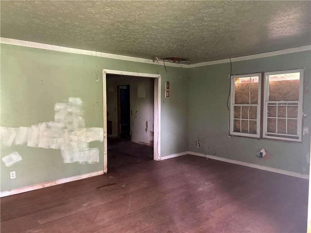3 bedroom, 1 bathroom, 1,772 sq ft single family residence for sale at 3144 Rockmart Road, Villa Rica, GA 30180 — photo 2