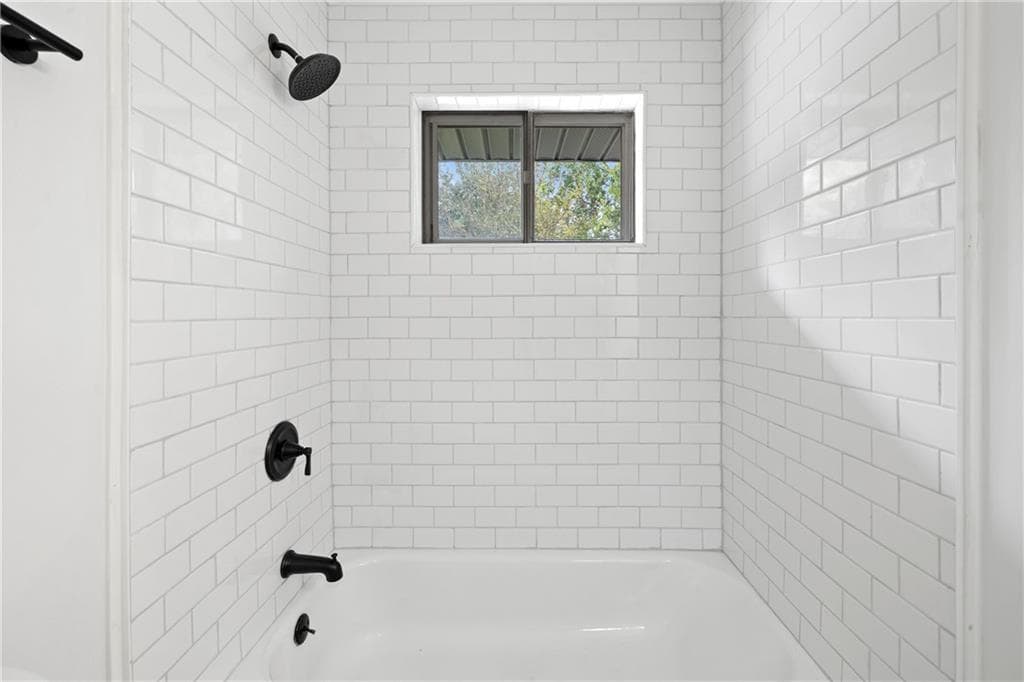 3 bedroom, 2 bathroom, 1,025 sq ft single family residence for sale at 1868 Goddard Street, Atlanta, GA 30315 — photo 5