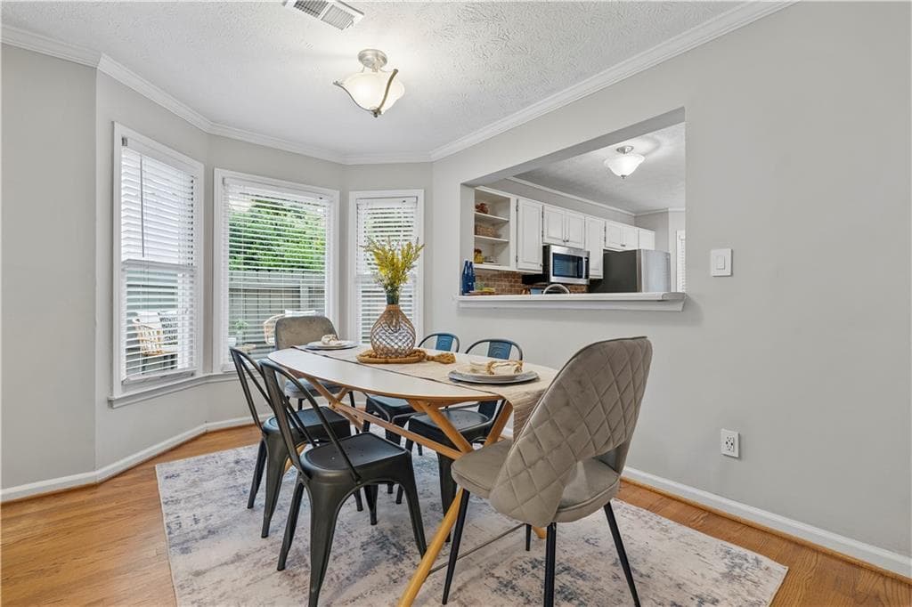 2 bedroom, 3 bathroom, 1,252 sq ft townhouse for sale at 502 Defoors Lndg, Atlanta, GA 30318 — photo 8