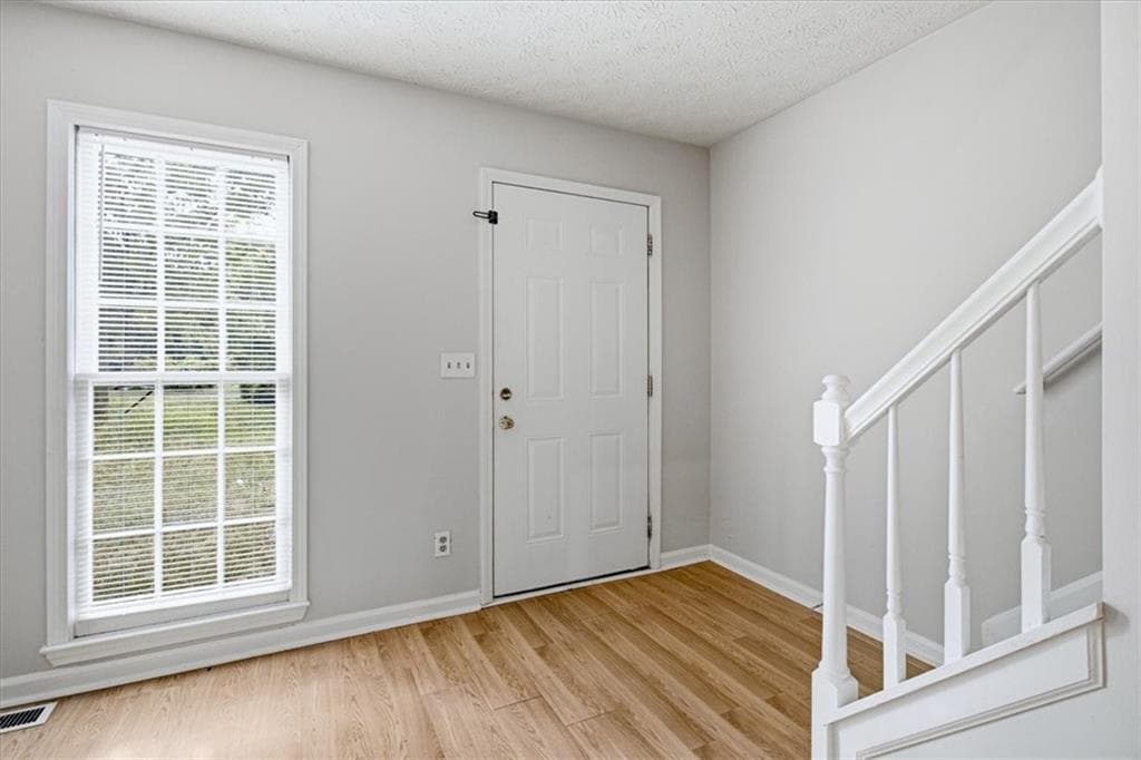 2 bedroom, 3 bathroom, 6,831 sq ft quadruplex for rent at 1337 Sweet Pine Drive, Norcross, GA 30093 for $1,545 a month — photo 3