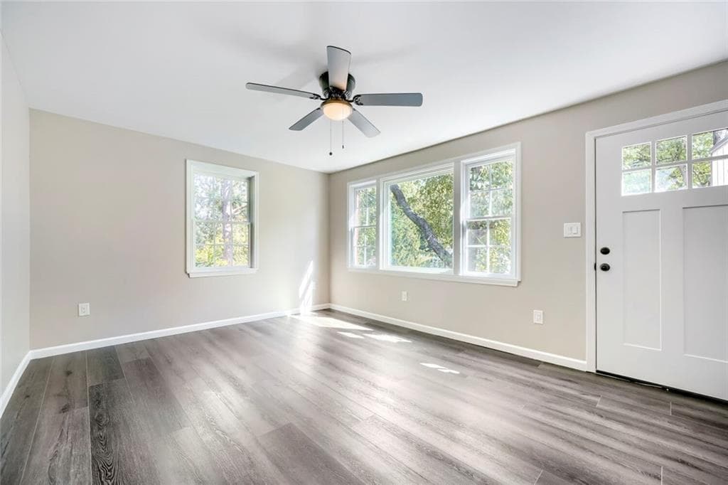 2 bedroom, 1 bathroom, 1,055 sq ft single family residence for rent at 1867 Glendale Drive, Decatur, GA 30032 for $1,595 a month — photo 6