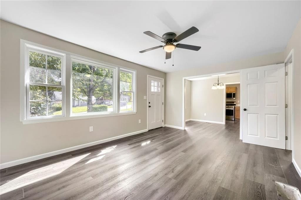 2 bedroom, 1 bathroom, 1,055 sq ft single family residence for rent at 1867 Glendale Drive, Decatur, GA 30032 for $1,595 a month — photo 7