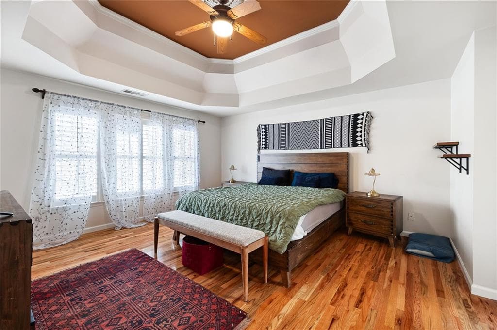 4 bedroom, 3 bathroom, 2,649 sq ft single family residence for rent at 5105 Riverthur Place, Peachtree Corners, GA 30096 for $4,995 a month — photo 4
