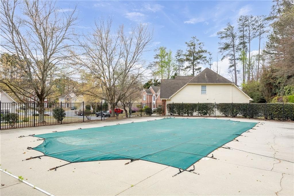 4 bedroom, 3 bathroom, 2,649 sq ft single family residence for rent at 5105 Riverthur Place, Peachtree Corners, GA 30096 for $4,995 a month — photo 10