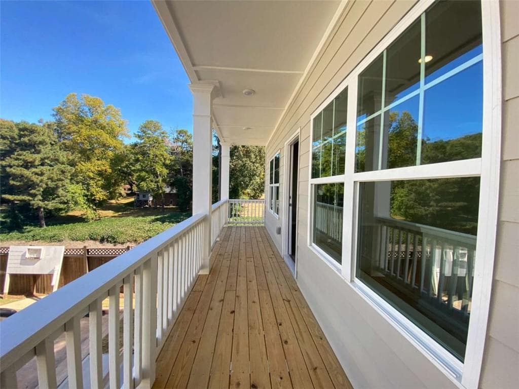3 bedroom, 3 bathroom, 1,710 sq ft townhouse for sale at 3571 Saddleback Drive, Kennesaw, GA 30144 — photo 6