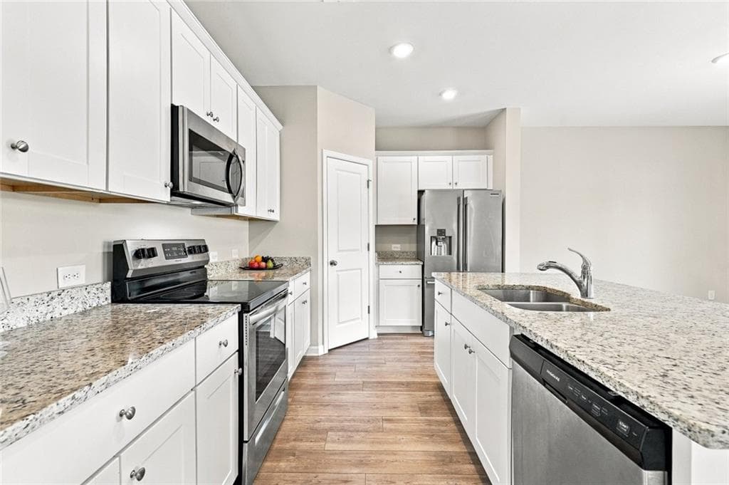 4 bedroom, 3 bathroom, 1,928 sq ft single family residence for rent at 31 Wynn Way, Pendergrass, GA 30567 for $2,000 a month — photo 9