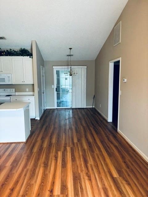 2 bedroom, 2 bathroom, 984 sq ft condominium for sale at 2885 Florence Drive, Gainesville, GA 30504 — photo 6