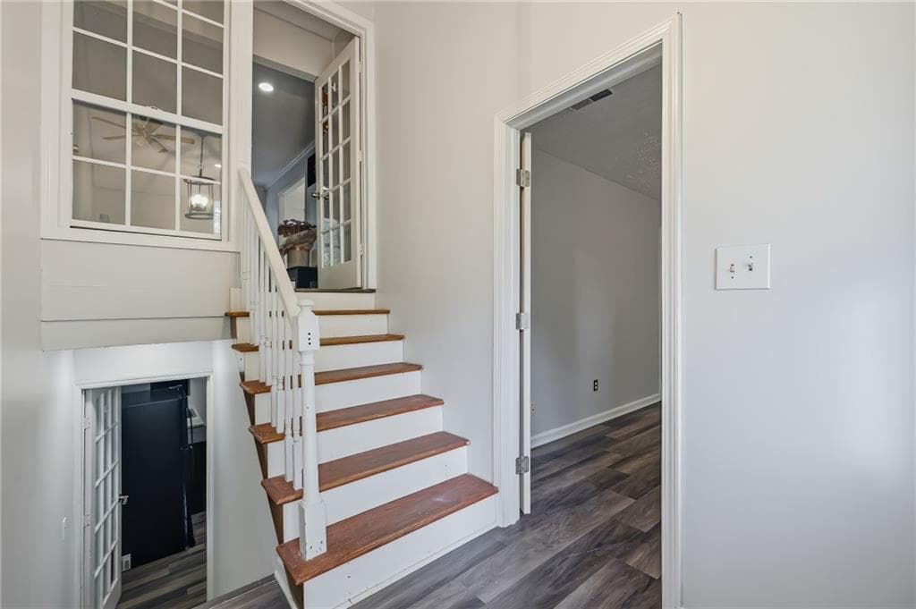 3 bedroom, 2 bathroom, 1,956 sq ft single family residence for rent at 2616 Selman Drive TOP, Duluth, GA 30096 for $1,800 a month — photo 4