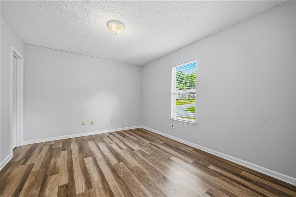 3 bedroom, 2 bathroom, 1,956 sq ft single family residence for rent at 2616 Selman Drive TOP, Duluth, GA 30096 for $1,800 a month — photo 5