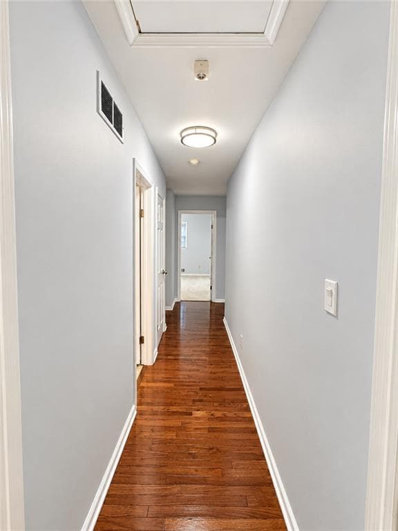 4 bedroom, 3 bathroom, 2,325 sq ft single family residence for sale at 4769 Dunover Circle, Doraville, GA 30360 — photo 7
