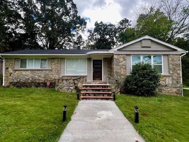 3 bedroom, 2 bathroom, 2,038 sq ft single family residence for rent at 141 Fairview Drive, Fairburn, GA 30213 for $2,095 a month
