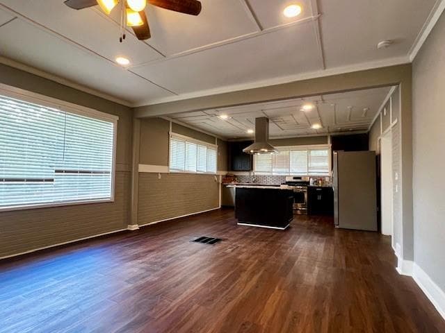 3 bedroom, 2 bathroom, 2,038 sq ft single family residence for rent at 141 Fairview Drive, Fairburn, GA 30213 for $2,095 a month — photo 4