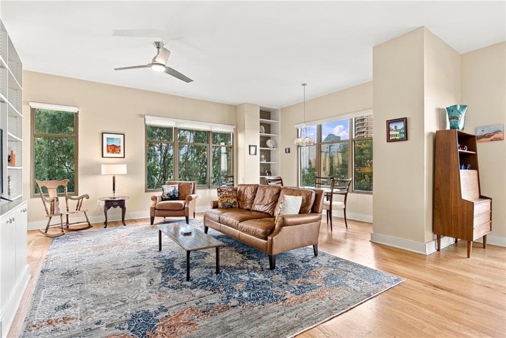 2 bedroom, 2 bathroom, 1,480 sq ft condominium for sale at 565 Peachtree Street 702, Atlanta, GA 30308 — photo 9