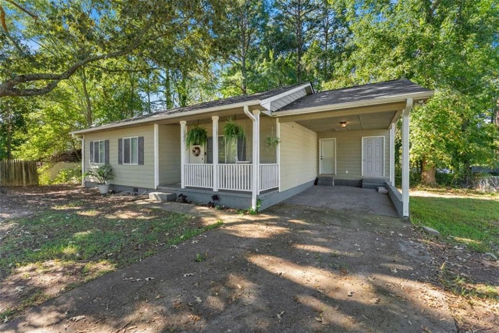 3 bedroom, 1 bathroom, 1,041 sq ft single family residence for sale at 5663 McLeod Street, Lula, GA 30554 — photo 5