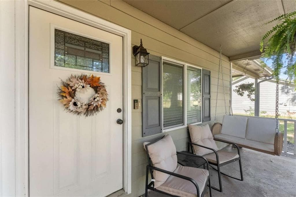 3 bedroom, 1 bathroom, 1,041 sq ft single family residence for sale at 5663 McLeod Street, Lula, GA 30554 — photo 8