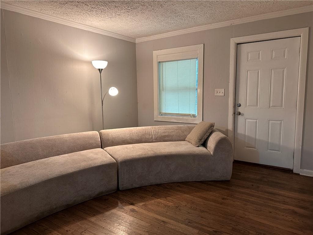 3 bedroom, 1 bathroom, 1,144 sq ft single family residence for rent at 3066 Waters Road, Atlanta, GA 30354 for $1,295 a month — photo 3