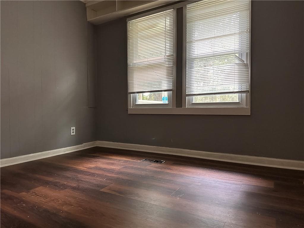 3 bedroom, 1 bathroom, 1,144 sq ft single family residence for rent at 3066 Waters Road, Atlanta, GA 30354 for $1,295 a month — photo 6