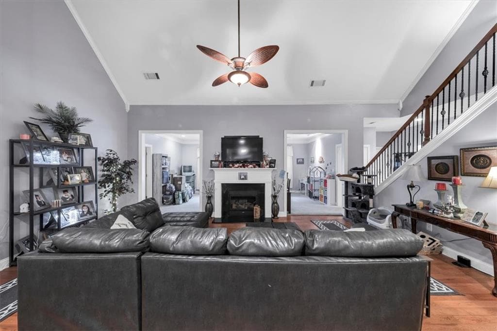 6 bedroom, 5 bathroom, 4,724 sq ft single family residence for rent at 396 Harbour Shores Drive, Jackson, GA 30233 for $2,800 a month — photo 6