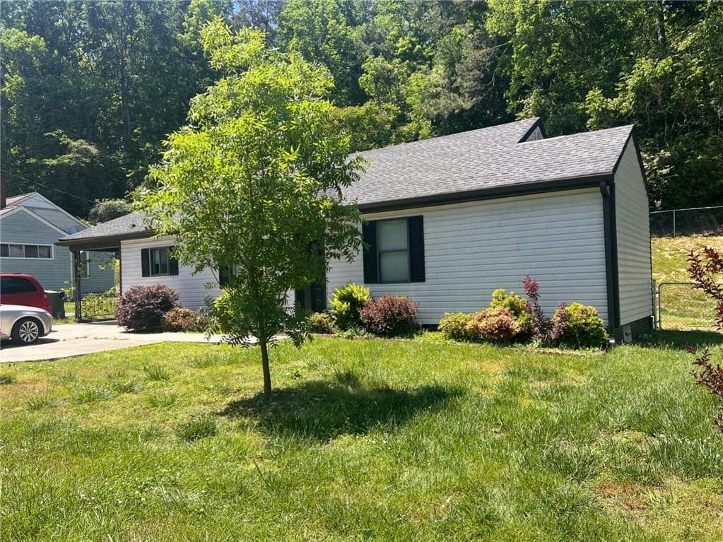 1 bedroom, 1 bathroom, 1,242 sq ft other for rent at 119 Hogan Road, Rossville, GA 30741 for $650 a month — photo 2