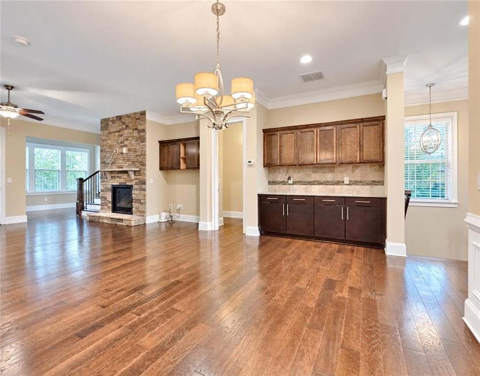 4 bedroom, 5 bathroom, 3,609 sq ft townhouse for sale at 1192 Holly Avenue 32, Dunwoody, GA 30338 — photo 4