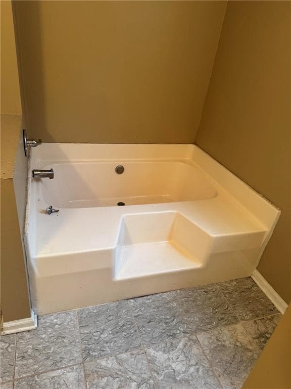 4 bedroom, 3 bathroom, 1,966 sq ft single family residence for sale at 15 River North Court, Covington, GA 30016 — photo 6