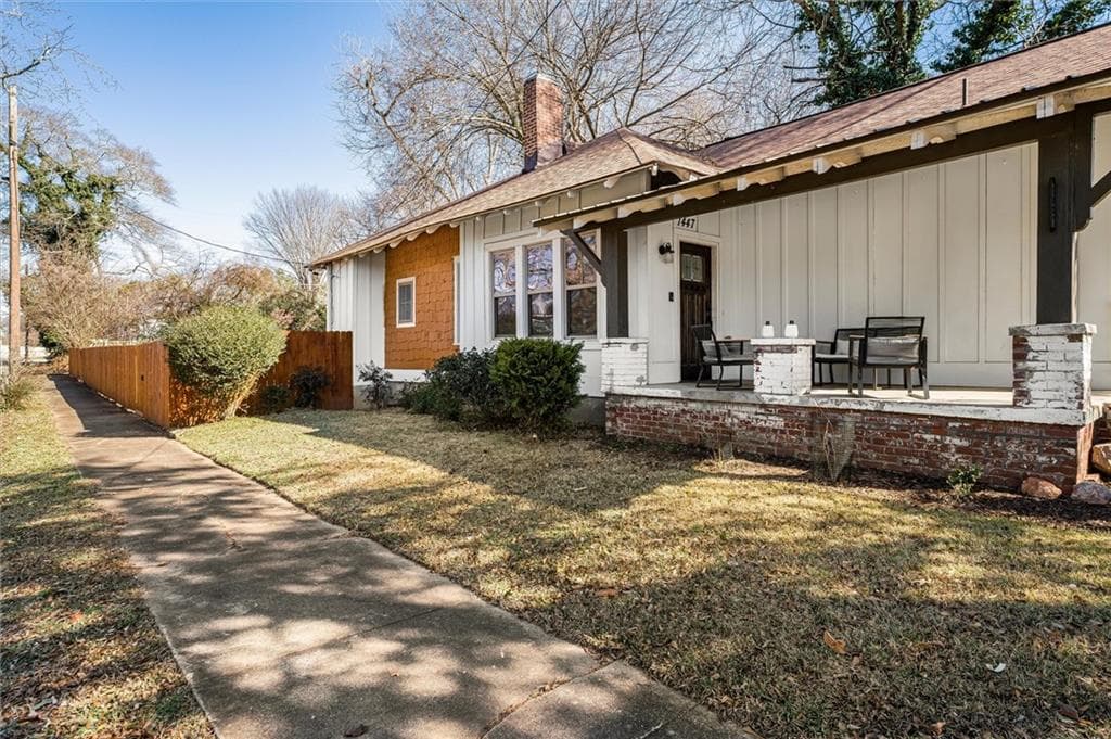 3 bedroom, 2 bathroom, 1,287 sq ft single family residence for sale at 1447 Bryan Avenue, East Point, GA 30344 — photo 5
