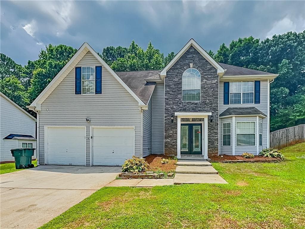 4 bedroom, 3 bathroom, 2,680 sq ft single family residence for rent at 1597 Beech Grove Drive, Hampton, GA 30228 for $2,095 a month — photo 2