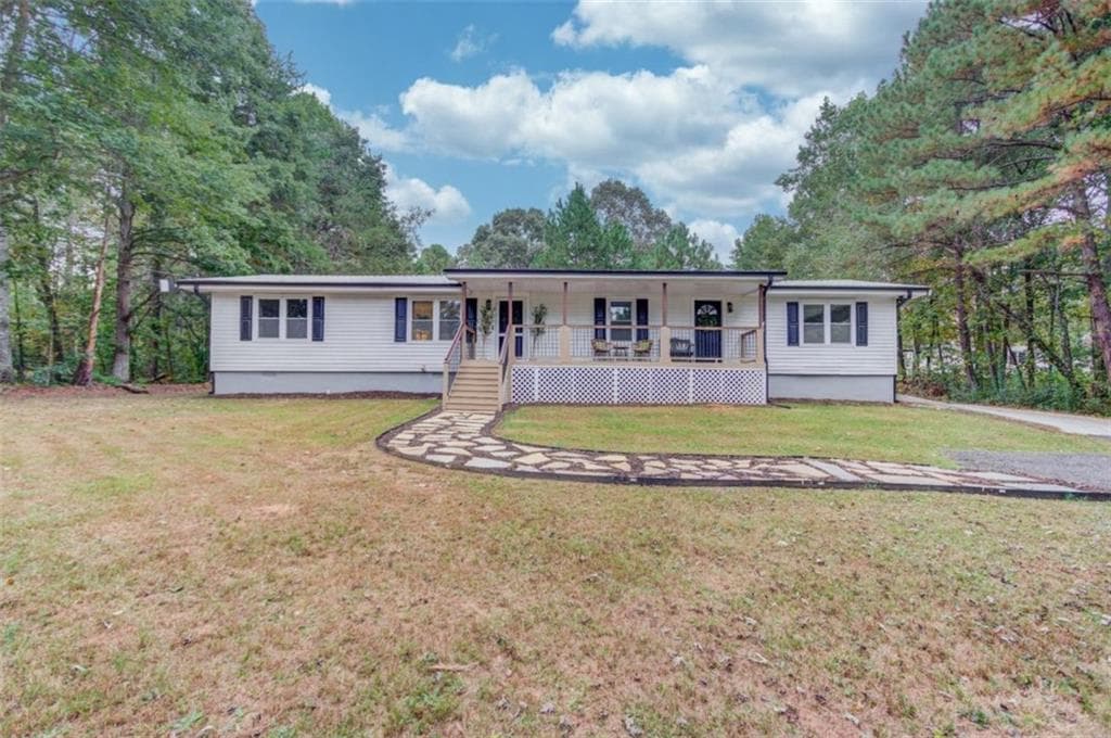3 bedroom, 2 bathroom, 1,152 sq ft single family residence for sale at 5347 Teakwood Drive, Gainesville, GA 30506 — photo 1 of 22