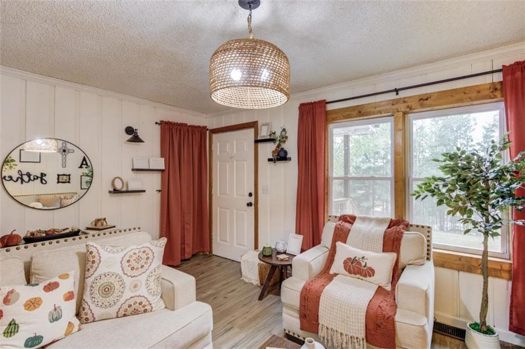 3 bedroom, 2 bathroom, 1,152 sq ft single family residence for sale at 5347 Teakwood Drive, Gainesville, GA 30506 — photo 7