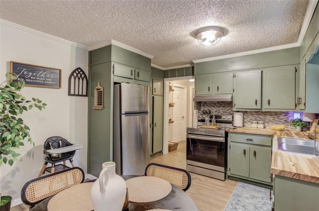 3 bedroom, 2 bathroom, 1,152 sq ft single family residence for sale at 5347 Teakwood Drive, Gainesville, GA 30506 — photo 9