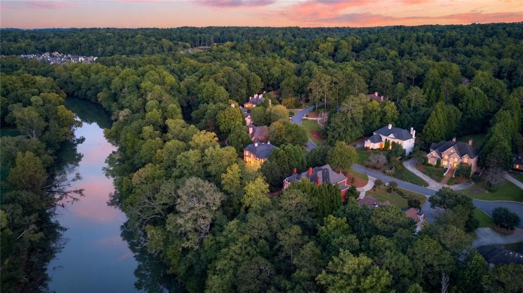 5 bedroom, 6 bathroom, 7,768 sq ft single family residence for sale at 3831 River Mansion Drive, Peachtree Corners, GA 30096 — photo 3