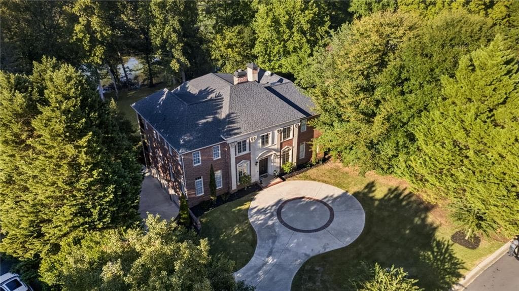 5 bedroom, 6 bathroom, 7,768 sq ft single family residence for sale at 3831 River Mansion Drive, Peachtree Corners, GA 30096 — photo 4